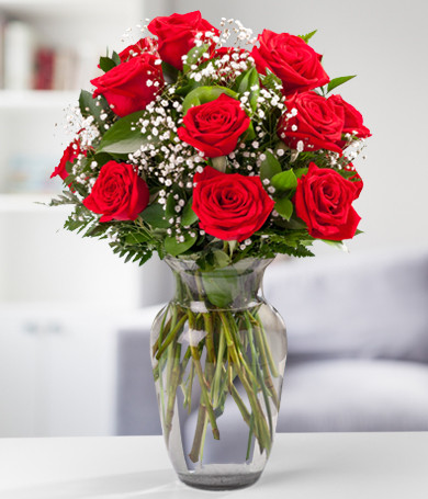 Florero de 12 Rosas Rojas y Follaje – Florería Rosadeli